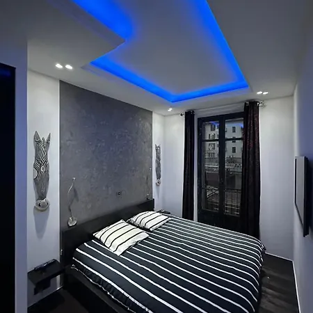 Superb Spacious Nest Near The Historic Center Apartment Nice